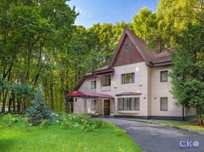 Гостиница Конгресс-Парк Волынское