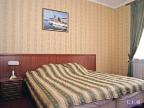 Гостиница Ломоносов