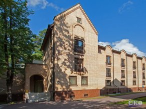 Гостиница Роял Зенит II