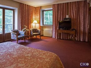 Гостиница Роял Зенит II