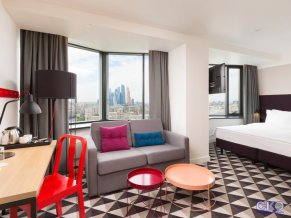 Гостиница Азимут Отель Смоленская