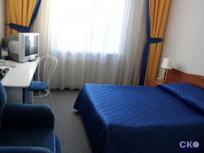 Гостиница Максима Заря