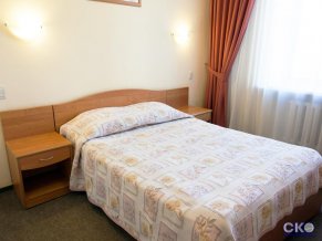 Гостиница Максима Заря