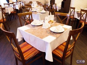 Гостиница Максима Заря