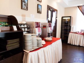 Гостиница Максима Заря