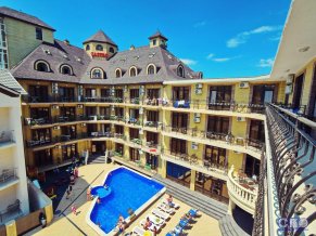 Кастро отель