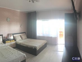 На Янышева Апартаменты