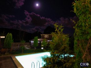 Villa Holiday & White House