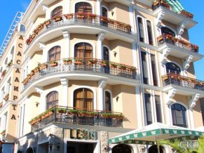 Леон бутик-отель