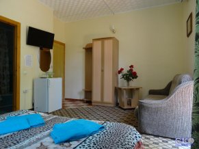 Николь отель