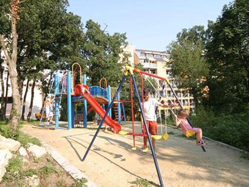 Детская площадка