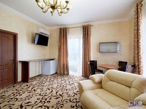 Жаклин отель