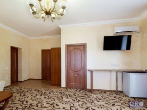 Жаклин отель