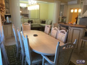 Парус на Адмирала Перелешина 1 Апартаменты