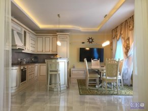 Парус на Адмирала Перелешина 1 Апартаменты