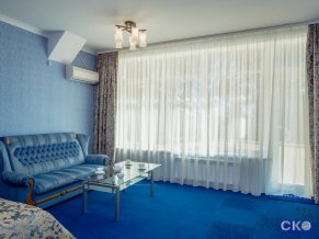 Апартаменты Парадиз в Мисхорском парке