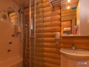 Белый пляж Клуб-отель