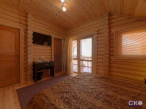 Белый пляж Клуб-отель