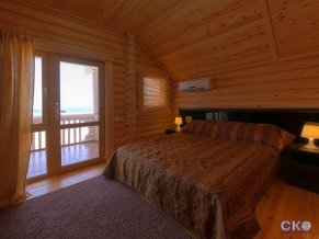 Белый пляж Клуб-отель