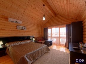 Белый пляж Клуб-отель