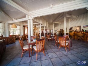 У моря отель