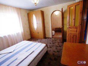 Ани Гостиница