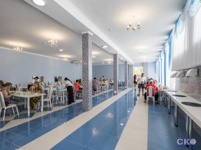 Лазурный берег парк-отель