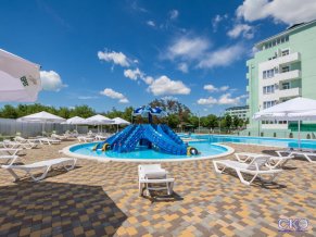 Лазурный берег парк-отель