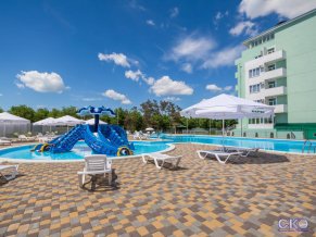 Лазурный берег парк-отель