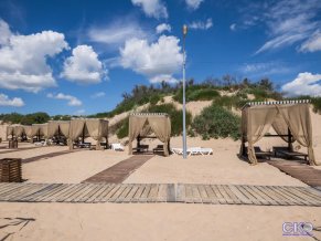 Лазурный берег парк-отель