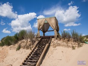 Лазурный берег парк-отель