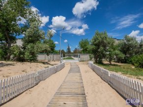 Лазурный берег парк-отель