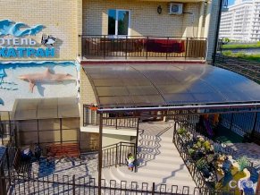 Катран отель