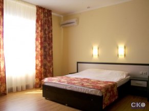 Дженифер отель