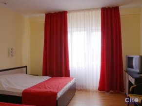 Дженифер отель