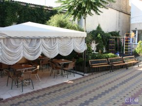 Дженифер отель