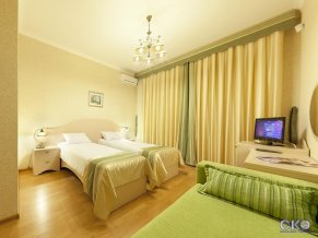 Бонжур отель