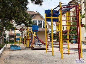 Rest Royally отель