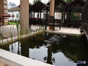 Rest Royally отель