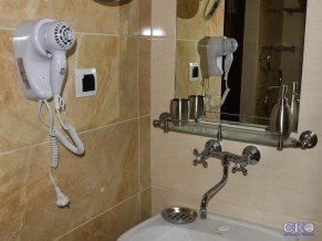 Rest Royally отель