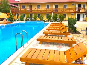 Botanic Club отель