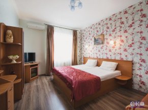 Botanic Club отель