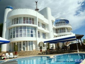 Маджестик отель