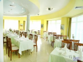 Маджестик отель