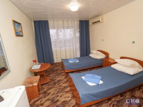 Виамонд отель