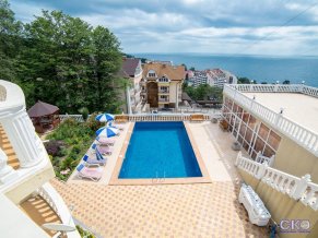 Арина-Лоо Гостевой дом