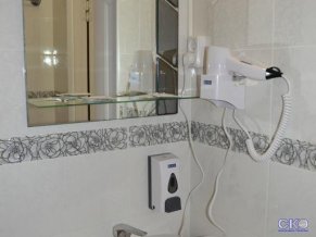 Лиана Отель