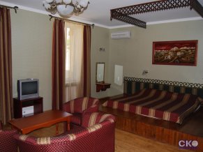 Аркале Вилла