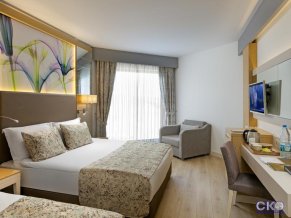 Glamour Resort and SPA