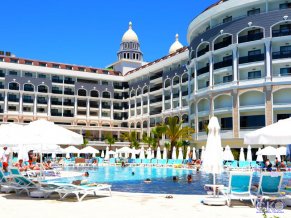 Diamond Premium Hotel and Spa